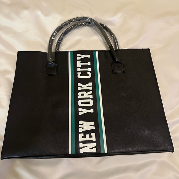 NWT LA Trading Co Black LA-NY tote - Picture 3 of 4